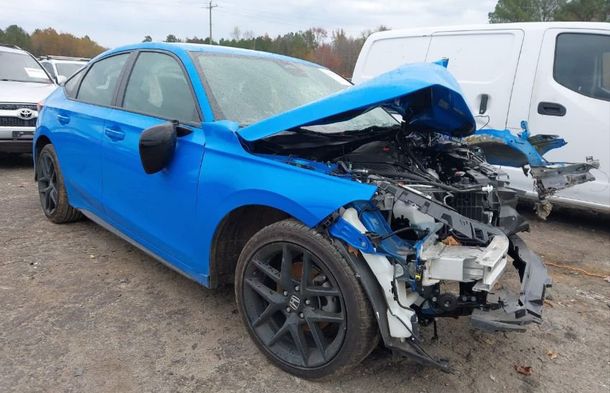 Informe del vehículo para VIN 19XFL2H86RE013685 - Imagen 1