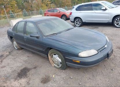 Vehicle Report for VIN 2G1WN52M0S9160132 - Image 1