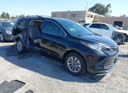 Звіт про транспортний засіб для VIN 5TDBRKEC0NS102741 – зображення 1