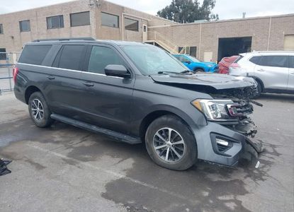 Raport pojazdu dla VIN 1FMJK1HT6KEA38286 - Obraz 1