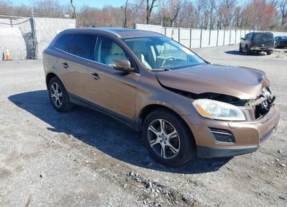 Vehicle Report for VIN YV4902DZ3B2180784 - Image 1