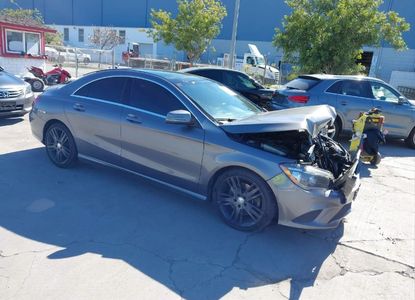 Informe del vehículo para VIN WDDSJ4EB8FN263877 - Imagen 1