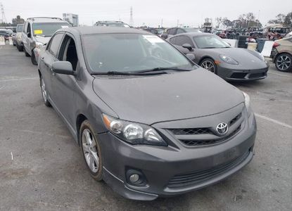 Informe del vehículo para VIN 2T1BU4EE3BC555302 - Imagen 1