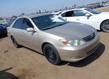 Raport pojazdu dla VIN 4T1BE32K53U215327 - Obraz 1