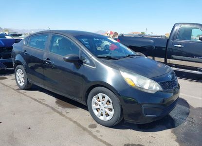 Vehicle Report for VIN KNADM4A39E6364490 - Image 1