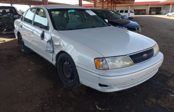 Raport pojazdu dla VIN 4T1BF18B5WU256957 - Obraz 1