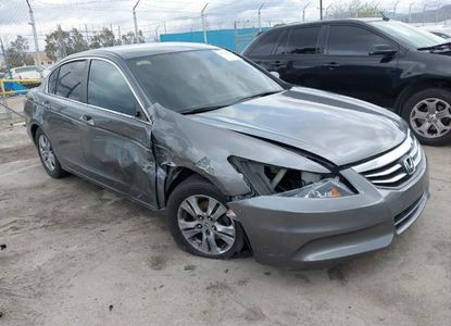 Raport pojazdu dla VIN 1HGCP2F41BA030010 - Obraz 1