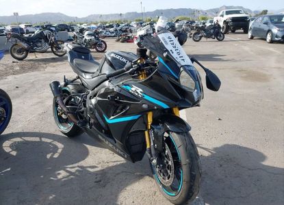 Informe del vehículo para VIN JS1DM11H7R7100045 - Imagen 1