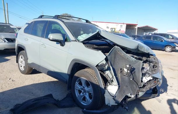 Informe del vehículo para VIN 2T3W1RFV8LW062714 - Imagen 1