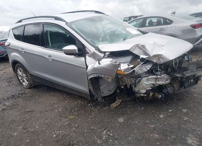 Vehicle Report for VIN 1FMCU0G97HUA46463 - Image 1