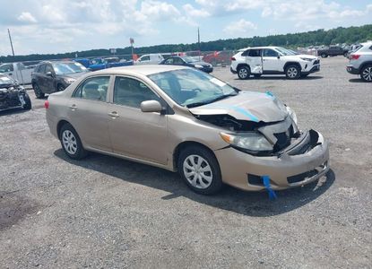 Raport pojazdu dla VIN 2T1BU4EE5AC289683 - Obraz 1