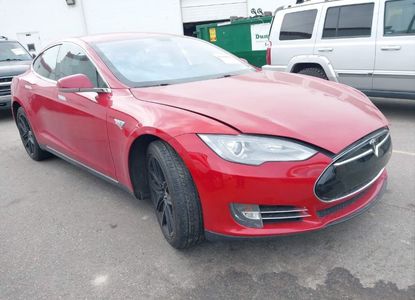 Informe del vehículo para VIN 5YJSA1CG0DFP14545 - Imagen 1