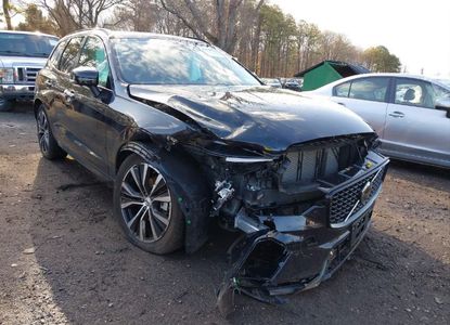 Vehicle Report for VIN YV4M12RC0S1017821 - Image 1