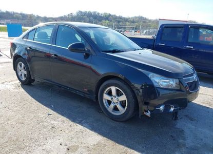 Raport pojazdu dla VIN 1G1PC5SB4E7308359 - Obraz 1