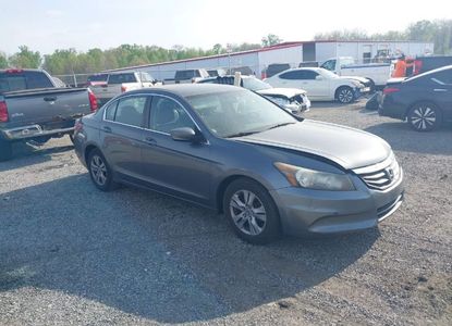 Raport pojazdu dla VIN 1HGCP2F62CA104439 - Obraz 1