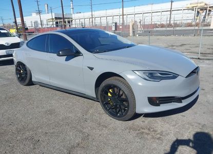 Raport pojazdu dla VIN 5YJSA1H18EFP56497 - Obraz 1