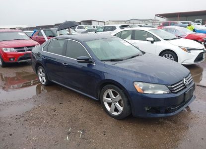 تقرير المركبة لـ VIN 1VWBT7A33FC026503 - الصورة 1