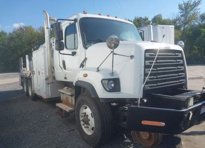 Informe del vehículo para VIN 1FVHG5CY1GHGY7358 - Imagen 1