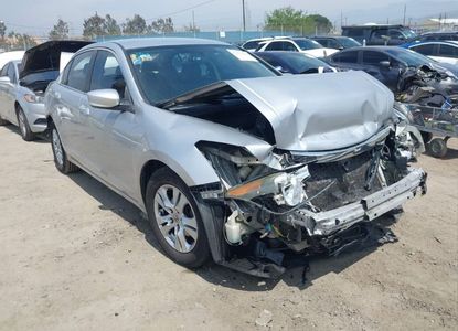 Raport pojazdu dla VIN 1HGCP2F39BA134221 - Obraz 1