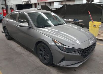 Vehicle Report for VIN KMHLM4AG9NU271624 - Image 1