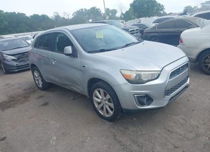 Informe del vehículo para VIN 4A4AP3AU4DE002824 - Imagen 1