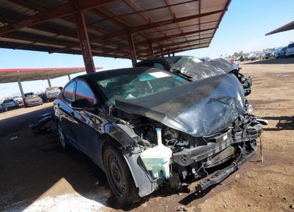 Vehicle Report for VIN KMHDH4AE1CU432018 - Image 1