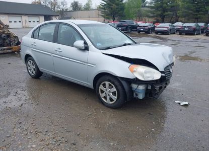 Vehicle Report for VIN KMHCN46C79U330548 - Image 1