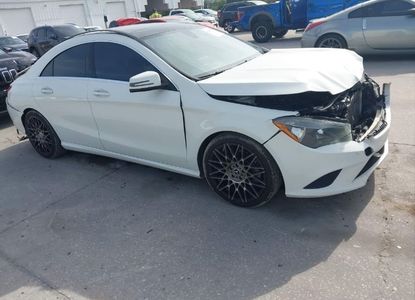 Vehicle Report for VIN WDDSJ4EB5GN305634 - Image 1