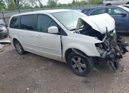 Raport pojazdu dla VIN 2D4RN3DG7BR636539 - Obraz 1