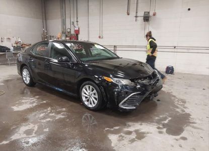 Vehicle Report for VIN 4T1C11BKXNU069322 - Image 1