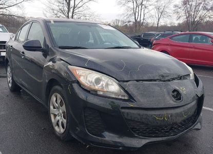 Vehicle Report for VIN JM1BL1TG4D1739905 - Image 1