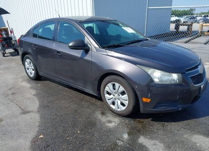 Informe del vehículo para VIN 1G1PA5SH2E7443219 - Imagen 1