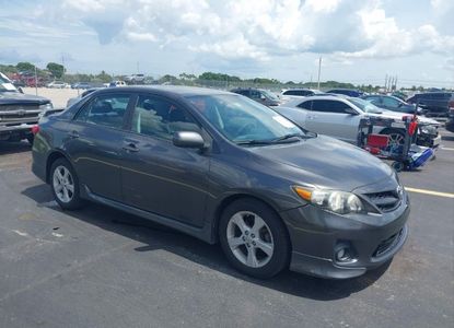 Звіт про транспортний засіб для VIN 2T1BU4EE6BC689737 – зображення 1