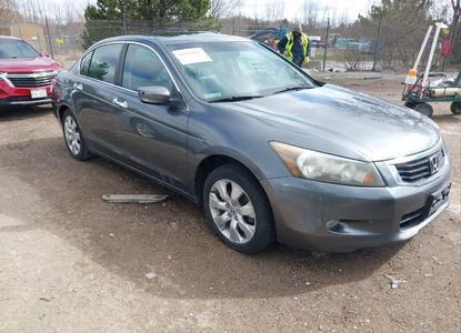 Raport pojazdu dla VIN 1HGCP368X9A013371 - Obraz 1