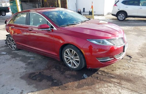 Informe del vehículo para VIN 3LN6L2G95GR631172 - Imagen 1