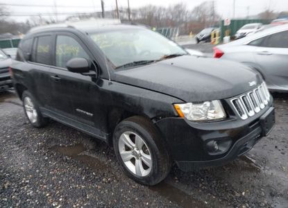 Raport pojazdu dla VIN 1C4NJDEB9CD577823 - Obraz 1