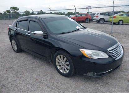 Informe del vehículo para VIN 1C3CCBCG4EN157229 - Imagen 1