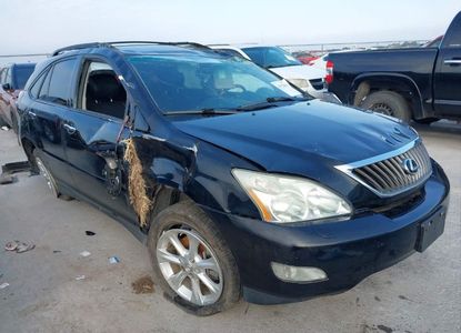 Vehicle Report for VIN 2T2GK31U79C068239 - Image 1