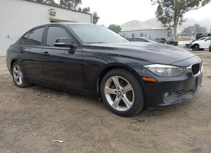 Informe del vehículo para VIN WBA3A5C58CF345936 - Imagen 1