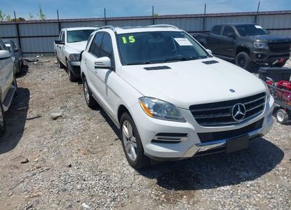 Vehicle Report for VIN 4JGDA5HB0FA617592 - Image 1