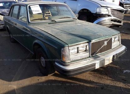 تقرير المركبة لـ VIN YV1AX4946C1781824 - الصورة 1