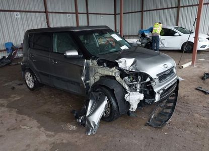 Vehicle Report for VIN KNDJT2A60D7639373 - Image 1