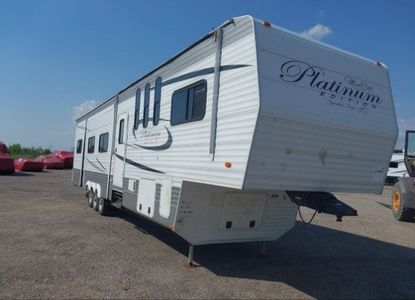 Raport vehicul pentru VIN 5CZ300R38H1224703 - Imaginea 1