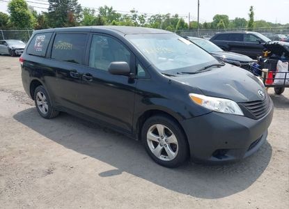 Informe del vehículo para VIN 5TDZK3DCXES450220 - Imagen 1