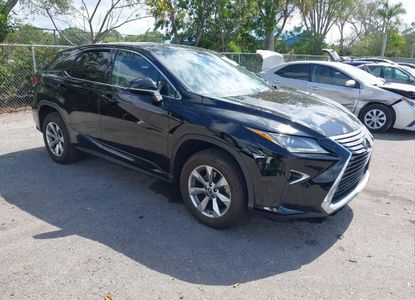 Raport pojazdu dla VIN 2T2ZZMCA5JC095196 - Obraz 1