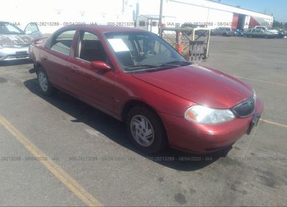 Vehicle Report for VIN 1MEFM6532YK601865 - Image 1