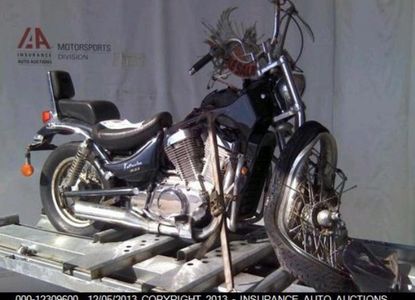 Vehicle Report for VIN JS1VS52AXP2103230 - Image 1