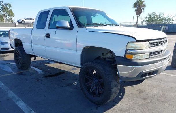 Informe del vehículo para VIN 2GCEC19T5X1157070 - Imagen 1