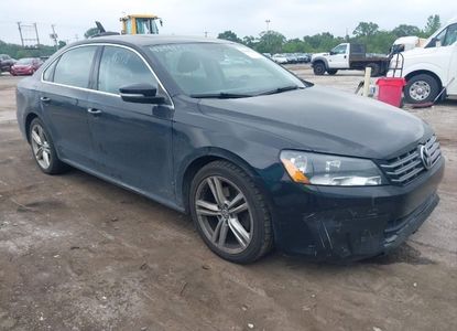 Informe del vehículo para VIN 1VWBV7A32FC034506 - Imagen 1