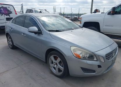 Raport pojazdu dla VIN YV1612FSXD2181849 - Obraz 1